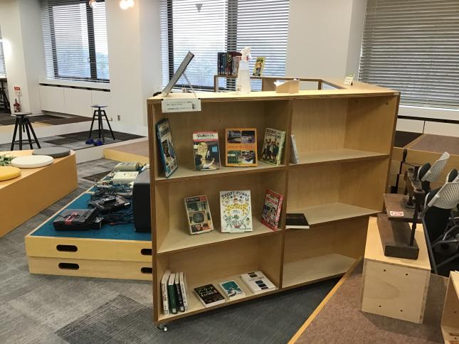 関連本展示写真