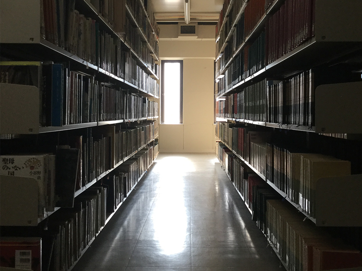 県立長野図書館